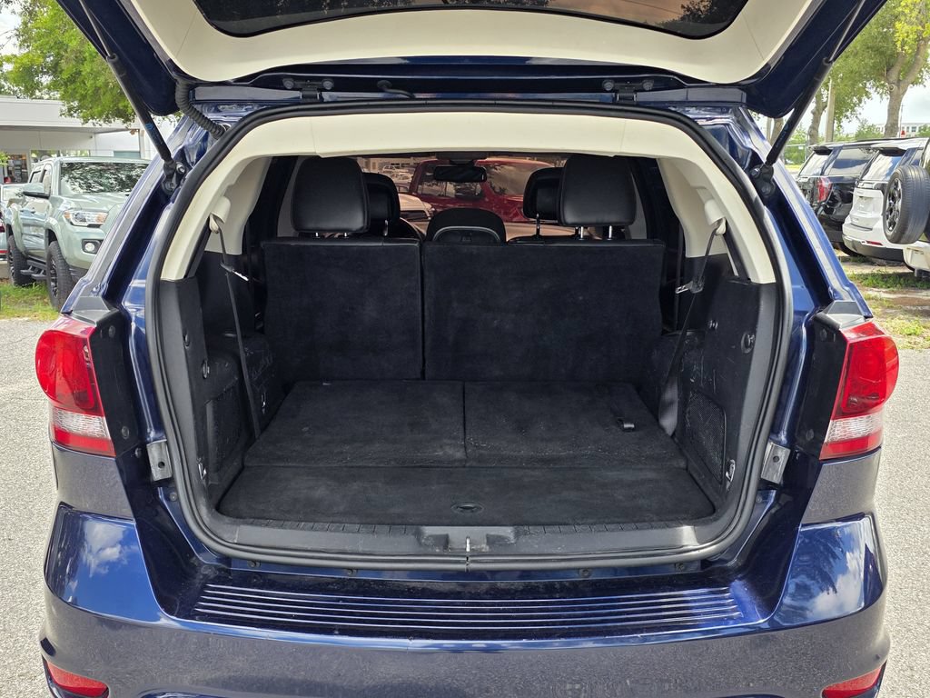 Used 2019 Dodge Journey Crossroad FWD image 9