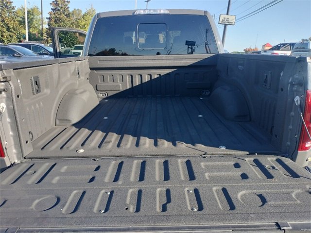 Used 2020 Ford F150 Raptor w/ Equipment Group 802A Luxury image 16