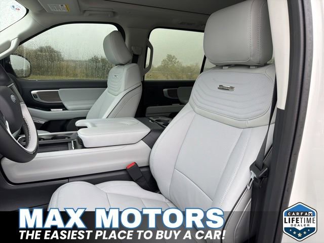New 2025 Ford Expedition Platinum w/ Platinum Ultimate Package image 24
