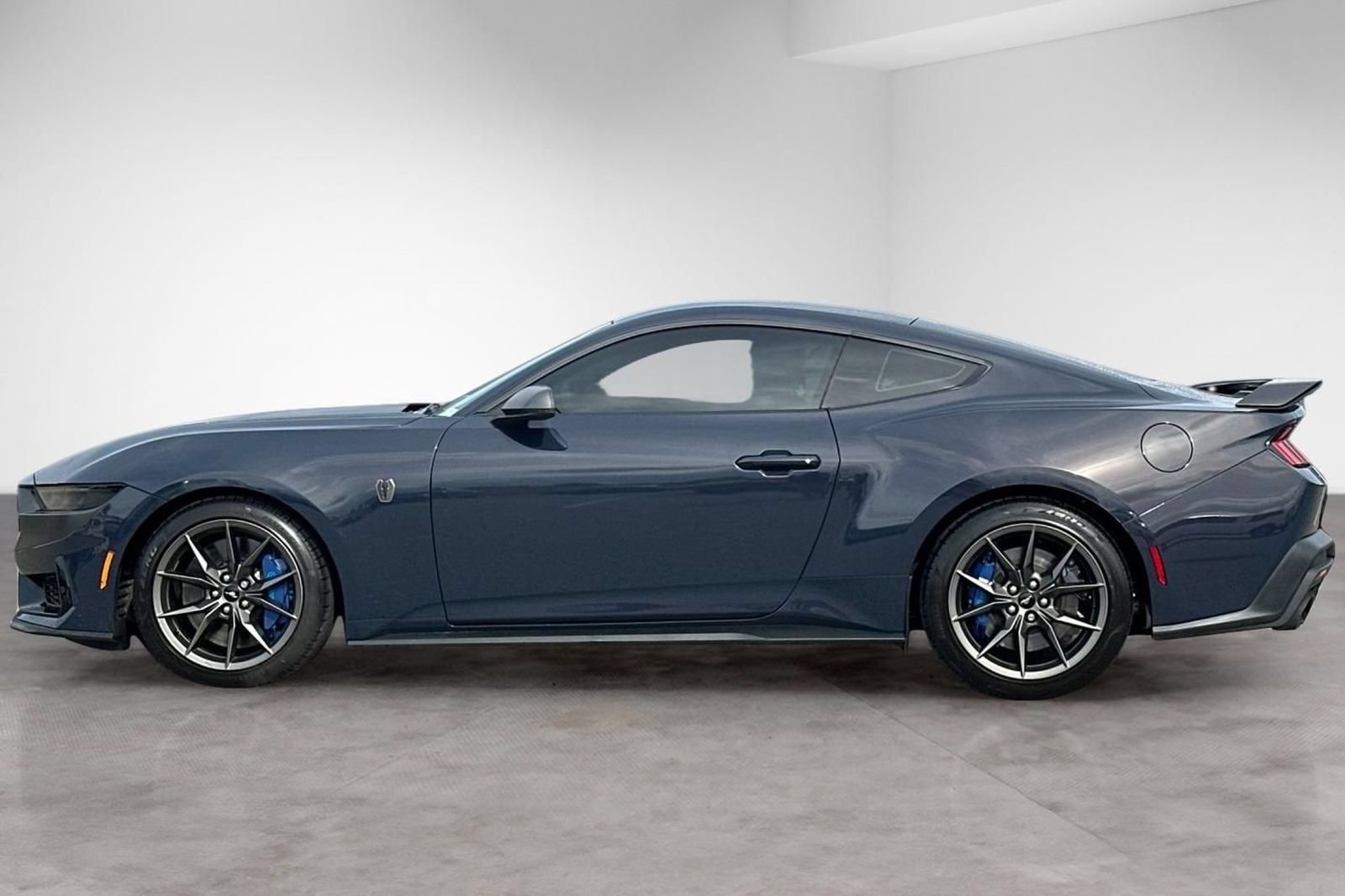 Used 2025 Ford Mustang Dark Horse RWD image 2
