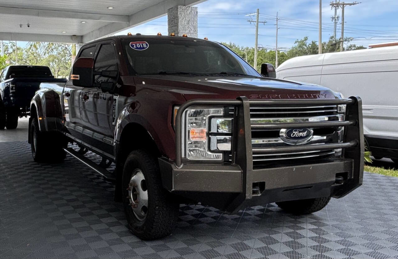 Used 2017 Ford F350 Lariat w/ Lariat Value Package AWD/4WD image 11