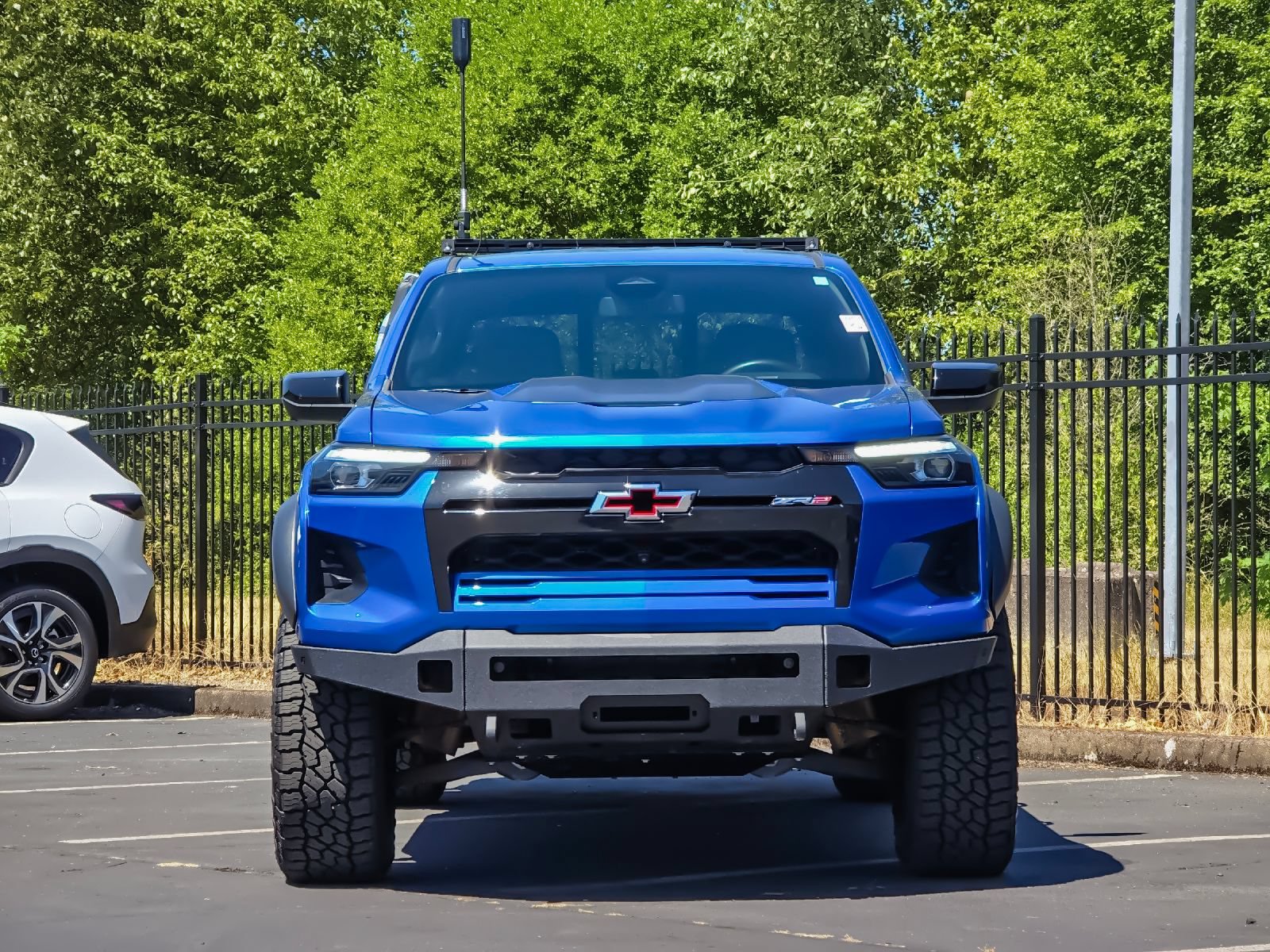 Used 2023 Chevrolet Colorado ZR2 w/ ZR2 Convenience Package III AWD/4WD image 8