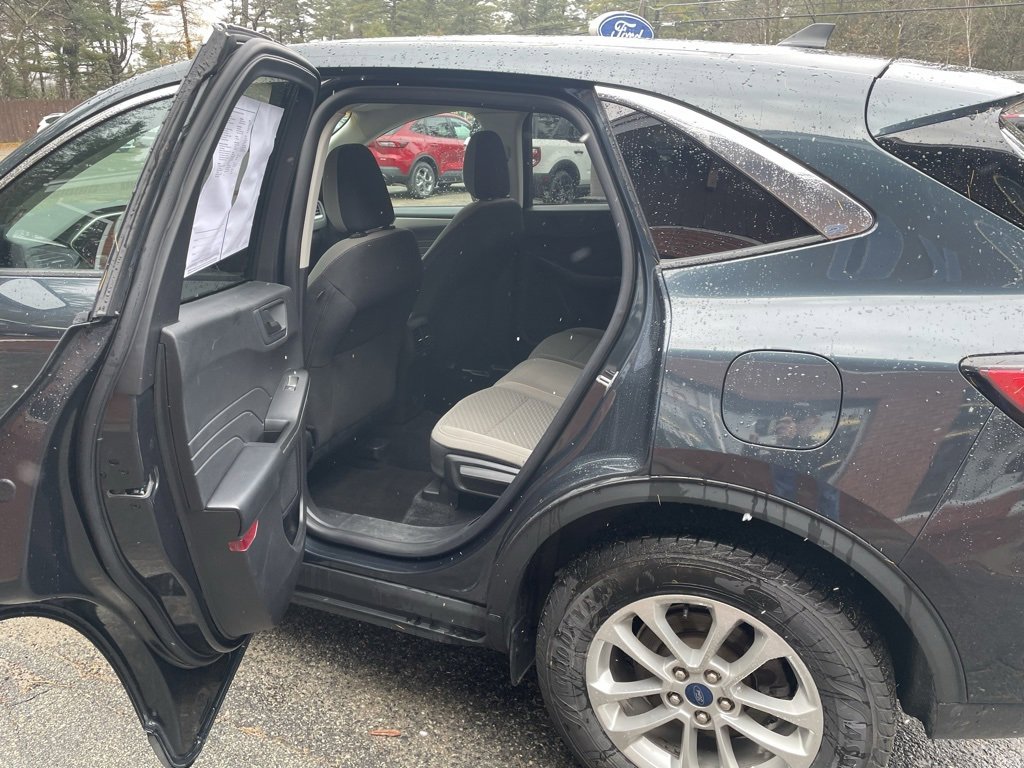 Certified 2022 Ford Escape SE w/ Convenience Package image 11