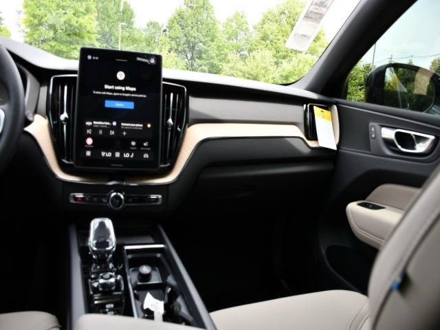 New 2026 Volvo XC60 T8 Ultra w/ Protection Package Premier AWD/4WD image 20