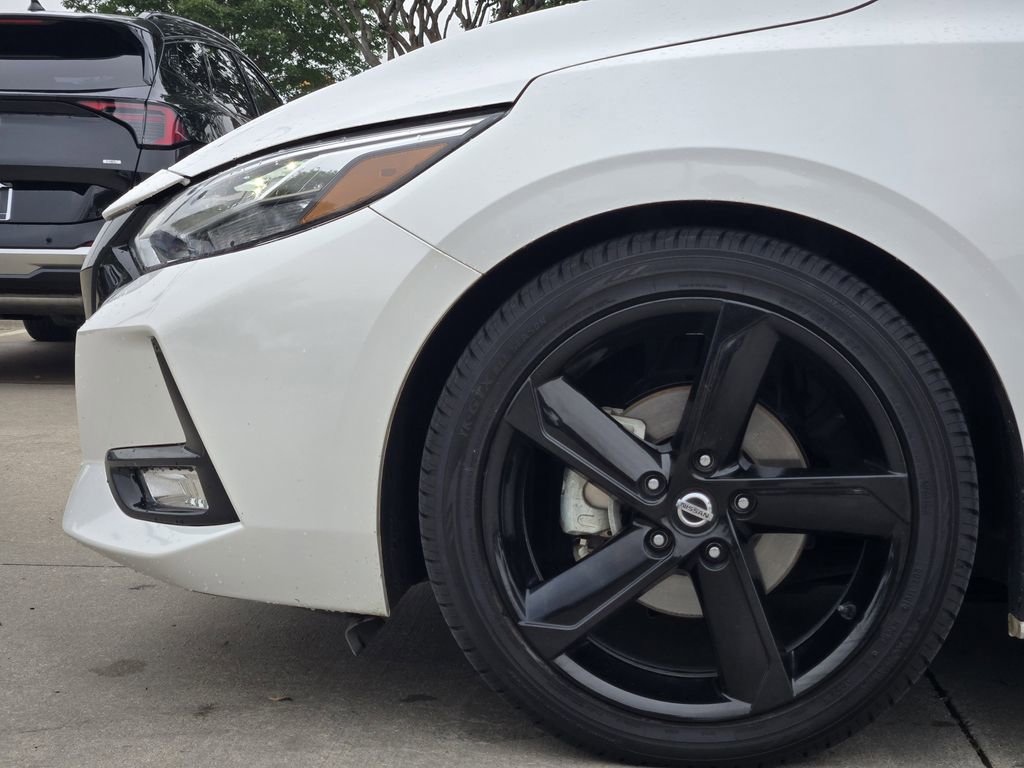 Used 2023 Nissan Sentra SR w/ Midnight Edition Package image 14
