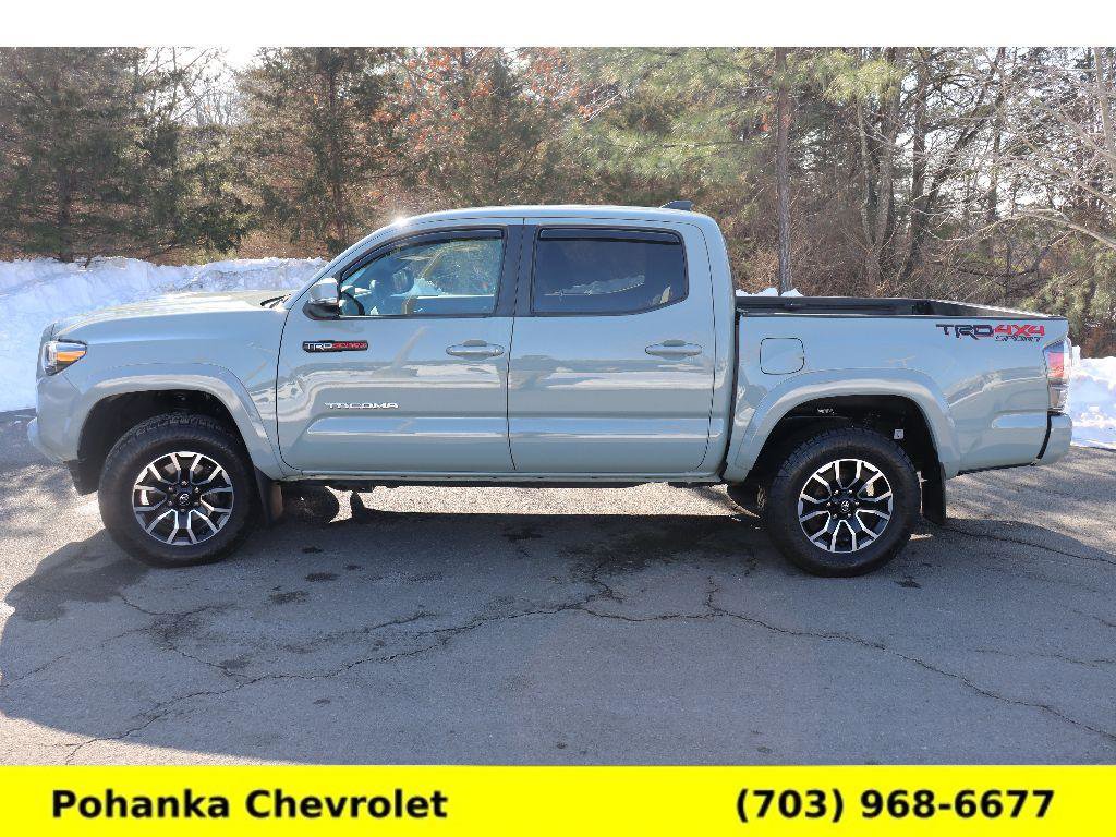 Used 2022 Toyota Tacoma TRD Sport image 4