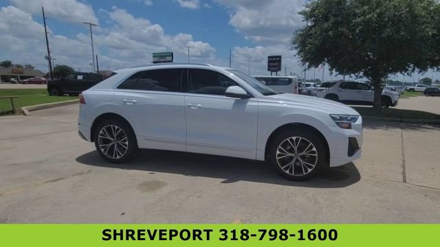 Used 2024 Audi Q8 Premium Plus AWD/4WD image 2