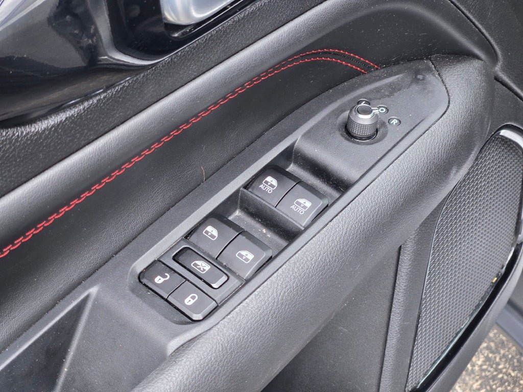 Used 2025 Jeep Compass Trailhawk AWD/4WD image 21