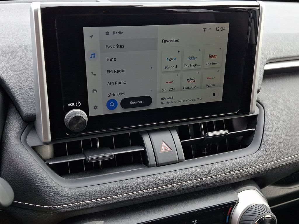 Certified 2025 Toyota RAV4 LE AWD/4WD image 17