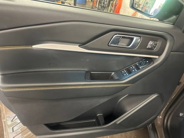 Used 2026 Ford Explorer Tremor w/ Tremor Convenience Package AWD/4WD image 12