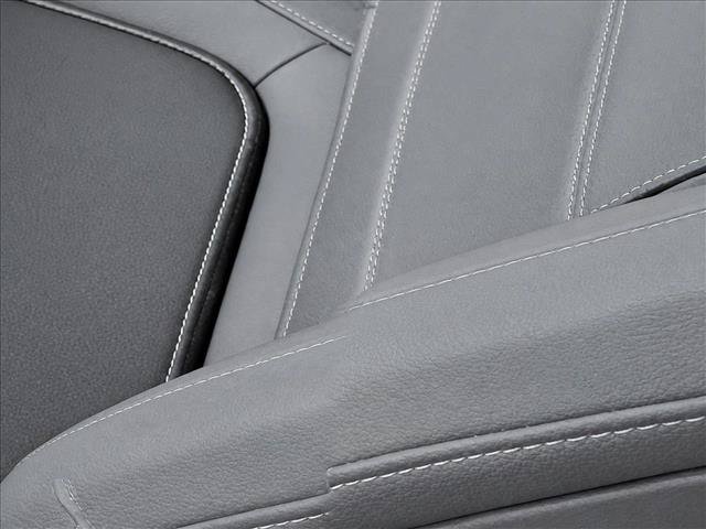 Used 2026 Mercedes-Benz GLC 300 4MATIC image 22