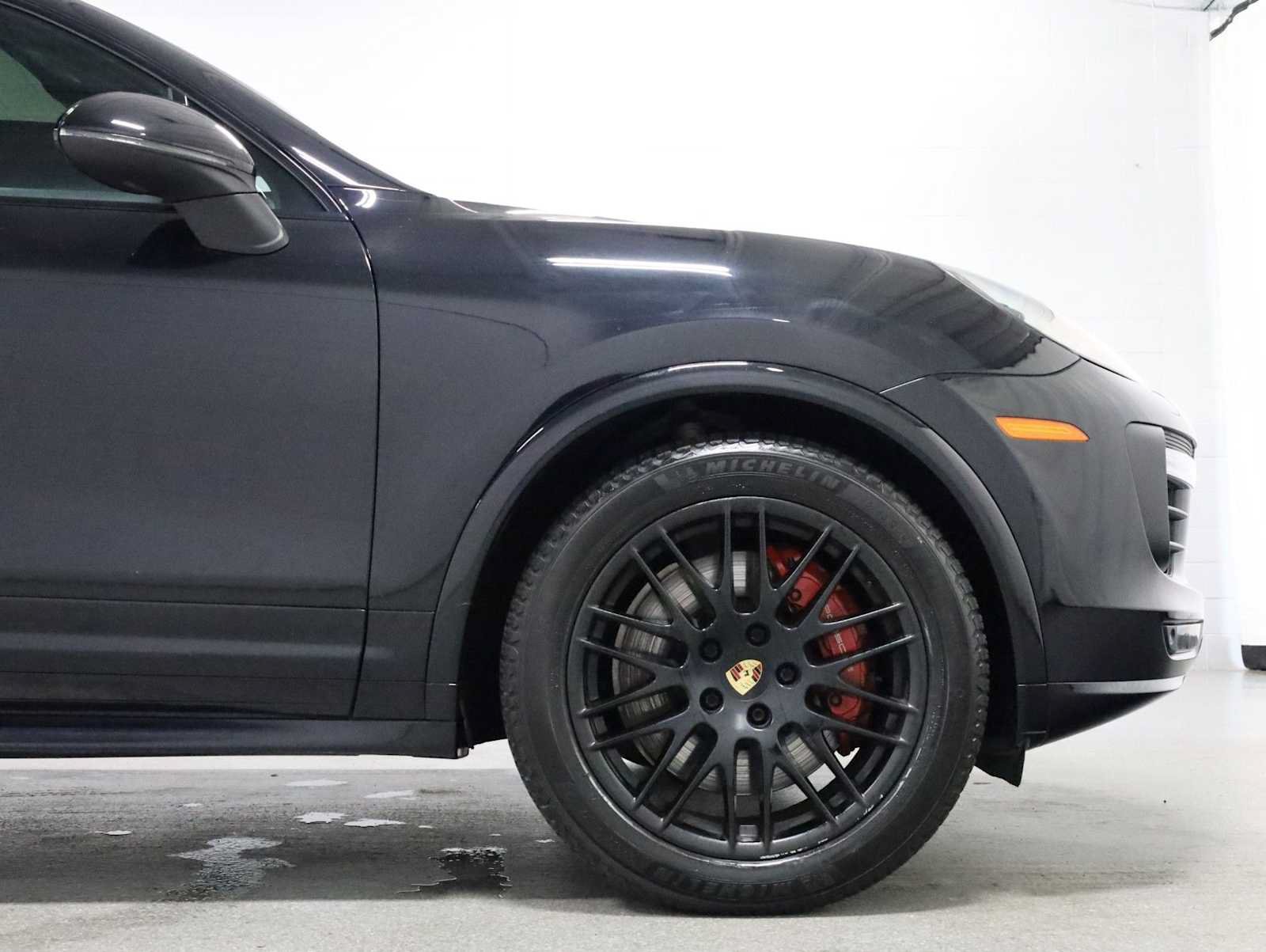 Used 2016 Porsche Cayenne GTS AWD/4WD image 11