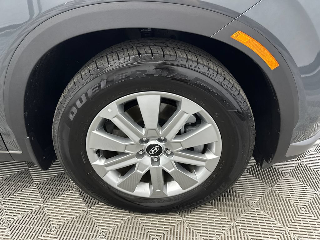 Used 2025 Hyundai Palisade SEL FWD image 13