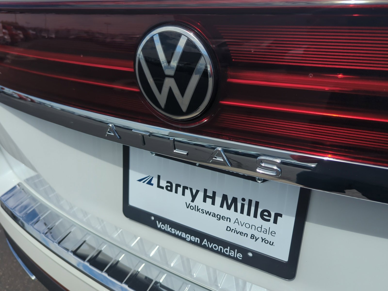 New 2026 Volkswagen Atlas SE FWD image 23