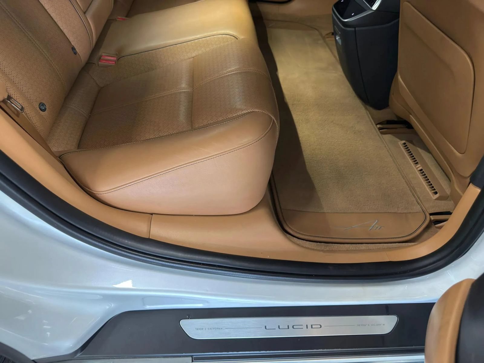 Used 2022 Lucid Air Grand Touring AWD/4WD image 39