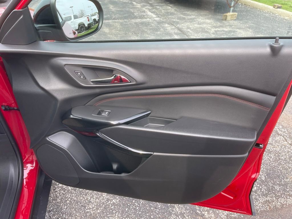 New 2026 Chevrolet Trax RS image 19