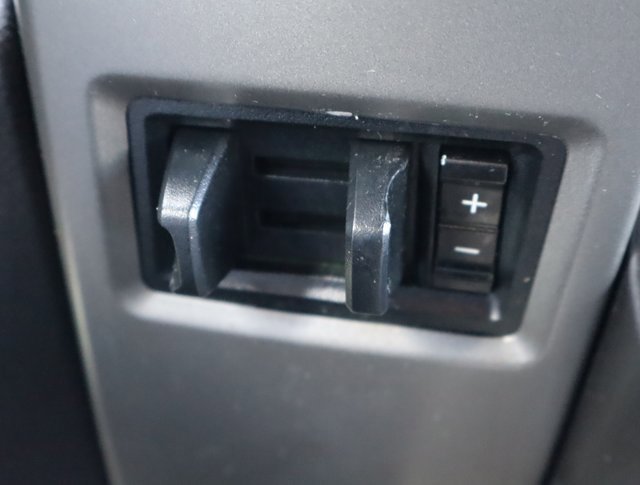 Used 2019 Ford Expedition Max XLT image 37