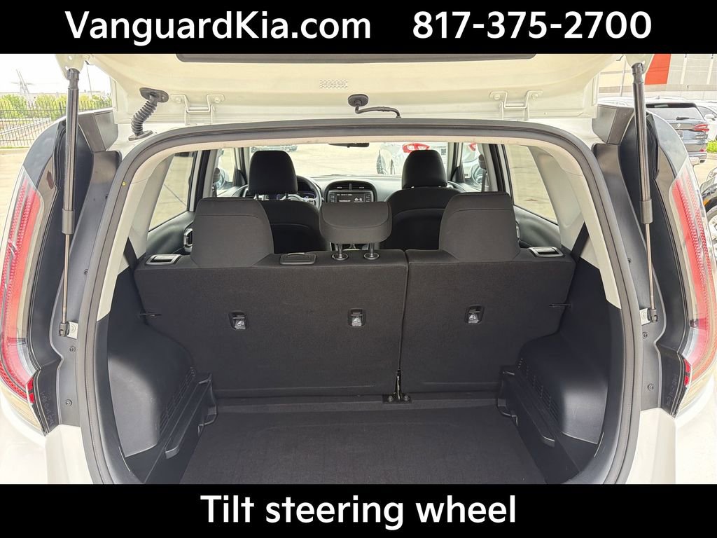 Certified 2025 Kia Soul LX FWD image 23