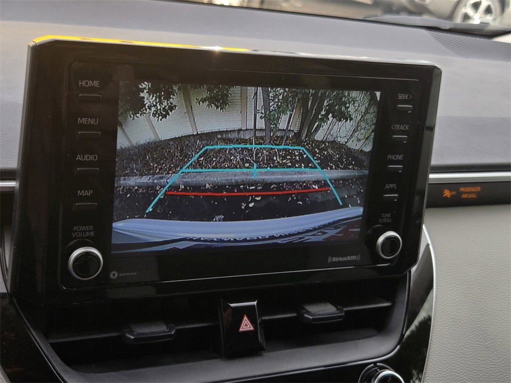 Used 2022 Toyota Corolla LE image 16