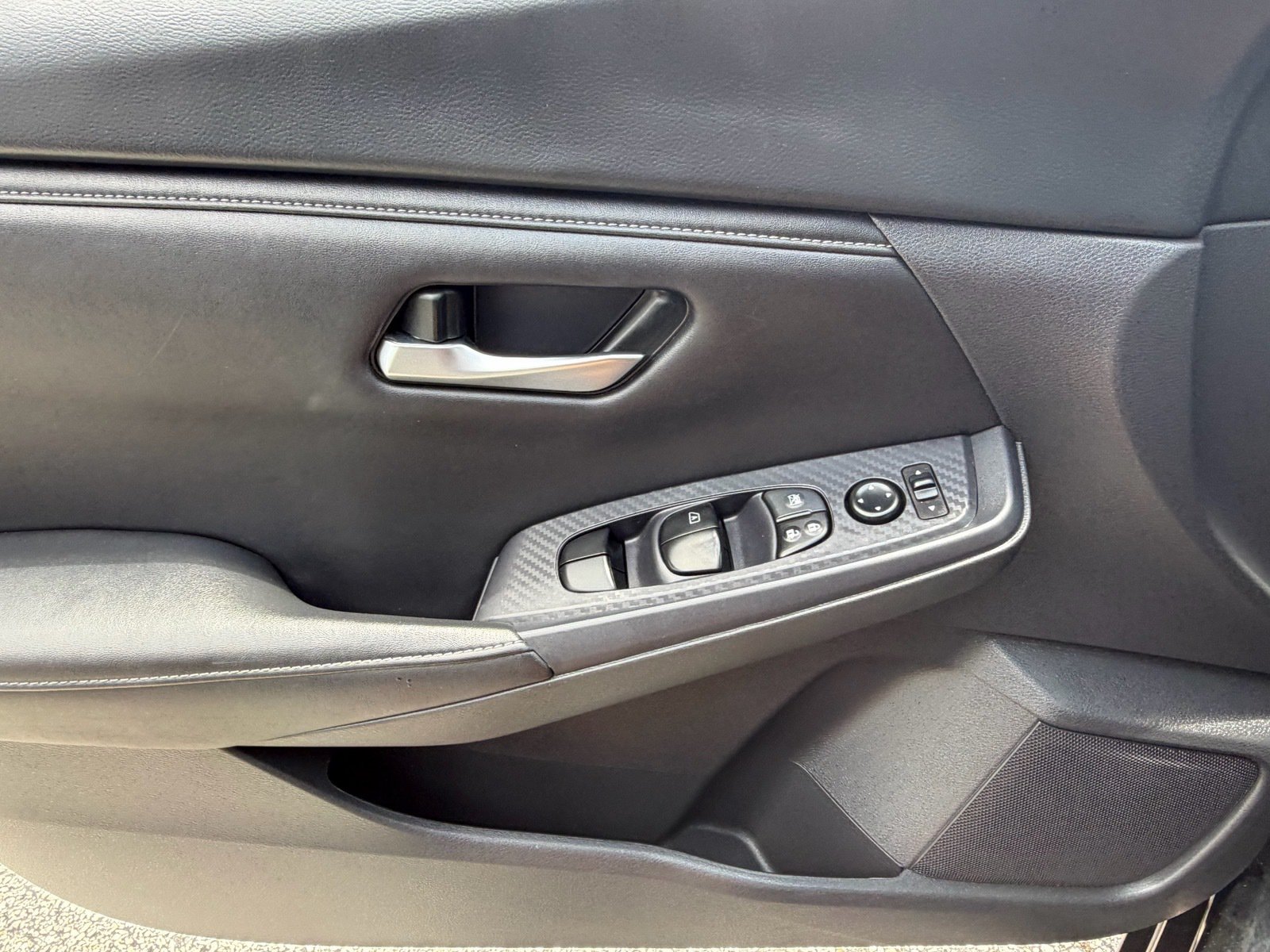 Used 2024 Nissan Sentra SV w/ All-Weather Package FWD image 34