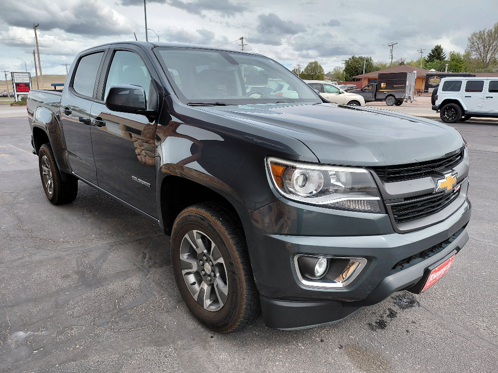 Used 2017 Chevrolet Colorado Z71 AWD/4WD image 4