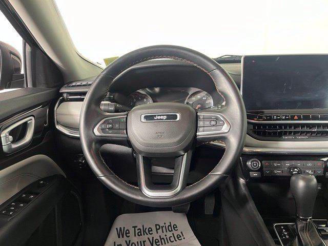Used 2022 Jeep Compass Limited AWD/4WD image 16