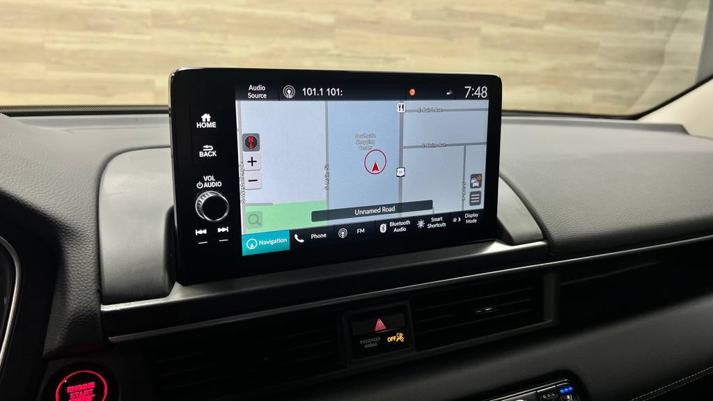 Used 2025 Honda Pilot Elite image 14