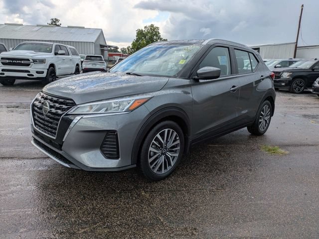 Used 2023 Nissan Kicks SV FWD image 8