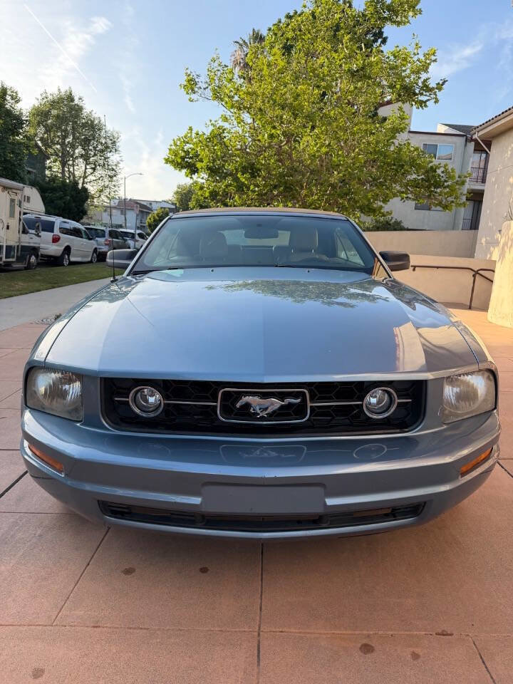 Used 2007 Ford Mustang Premium RWD image 11