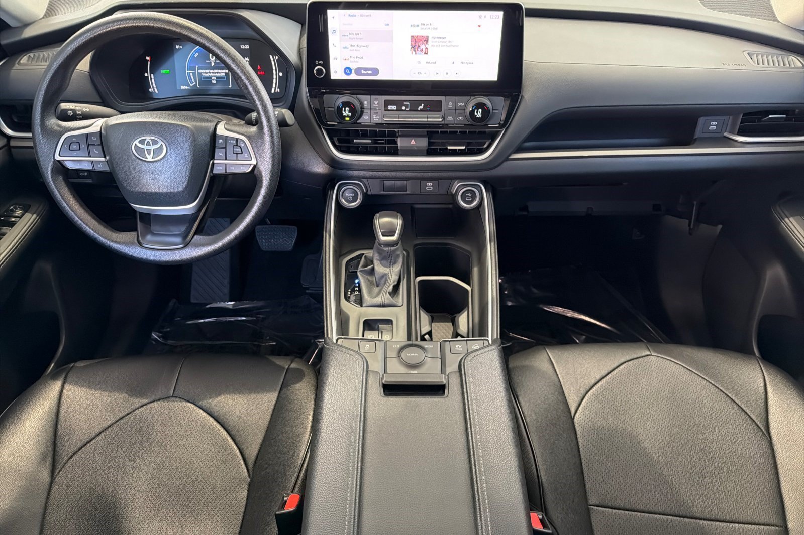 Used 2025 Toyota Grand Highlander AWD Hybrid image 17