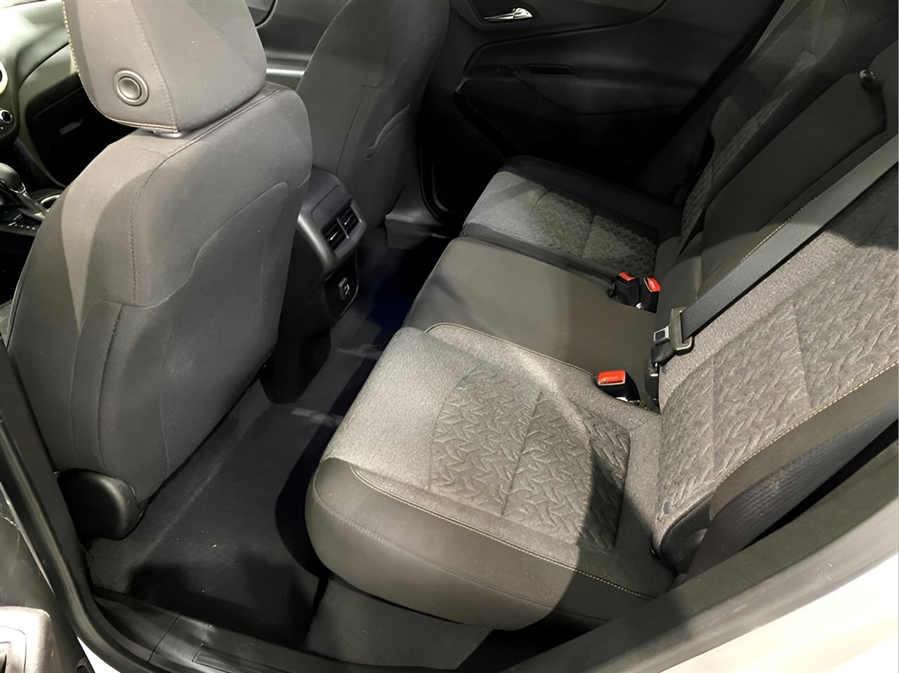 Used 2022 Chevrolet Equinox LT w/ Driver Convenience Package image 19