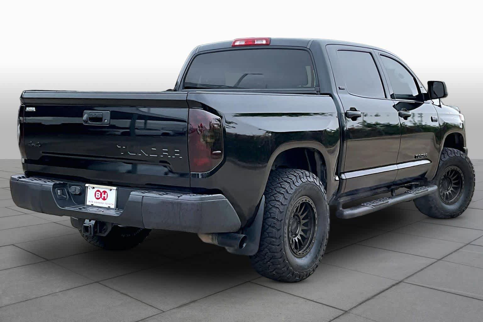 Used 2019 Toyota Tundra SR5 w/ SR5 Upgrade Package AWD/4WD image 13