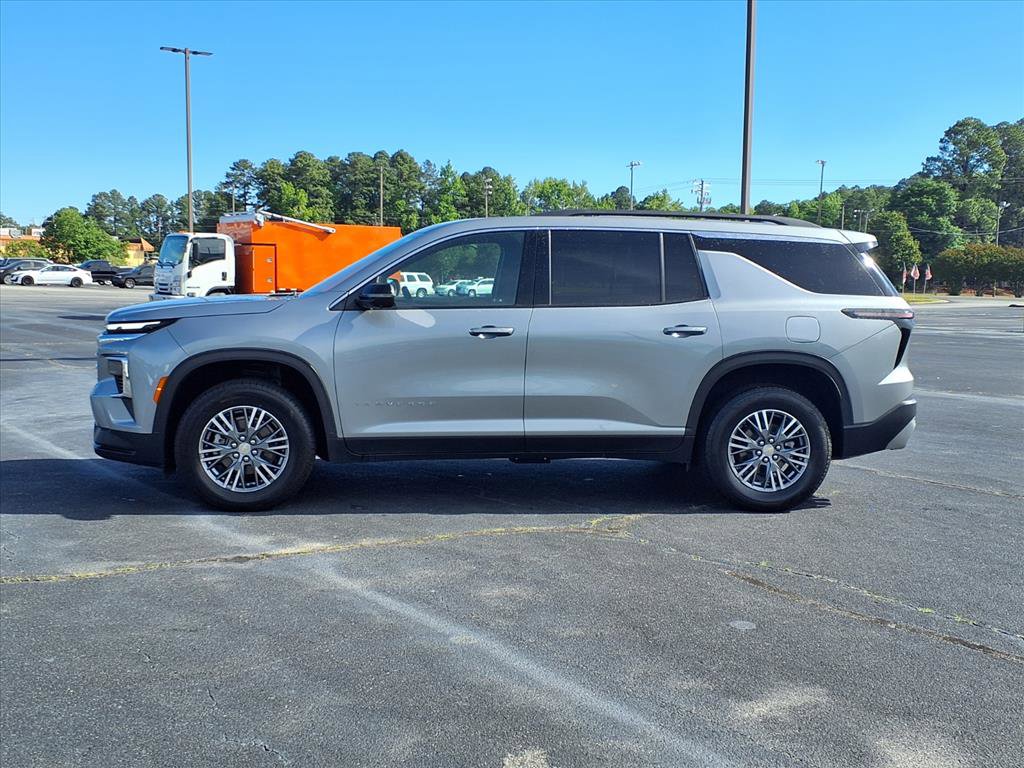 Used 2024 Chevrolet Traverse LT FWD image 15
