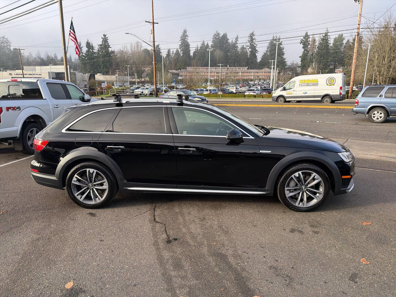 Used 2017 Audi A4 2.0T allroad Premium w/ Convenience Package image 10