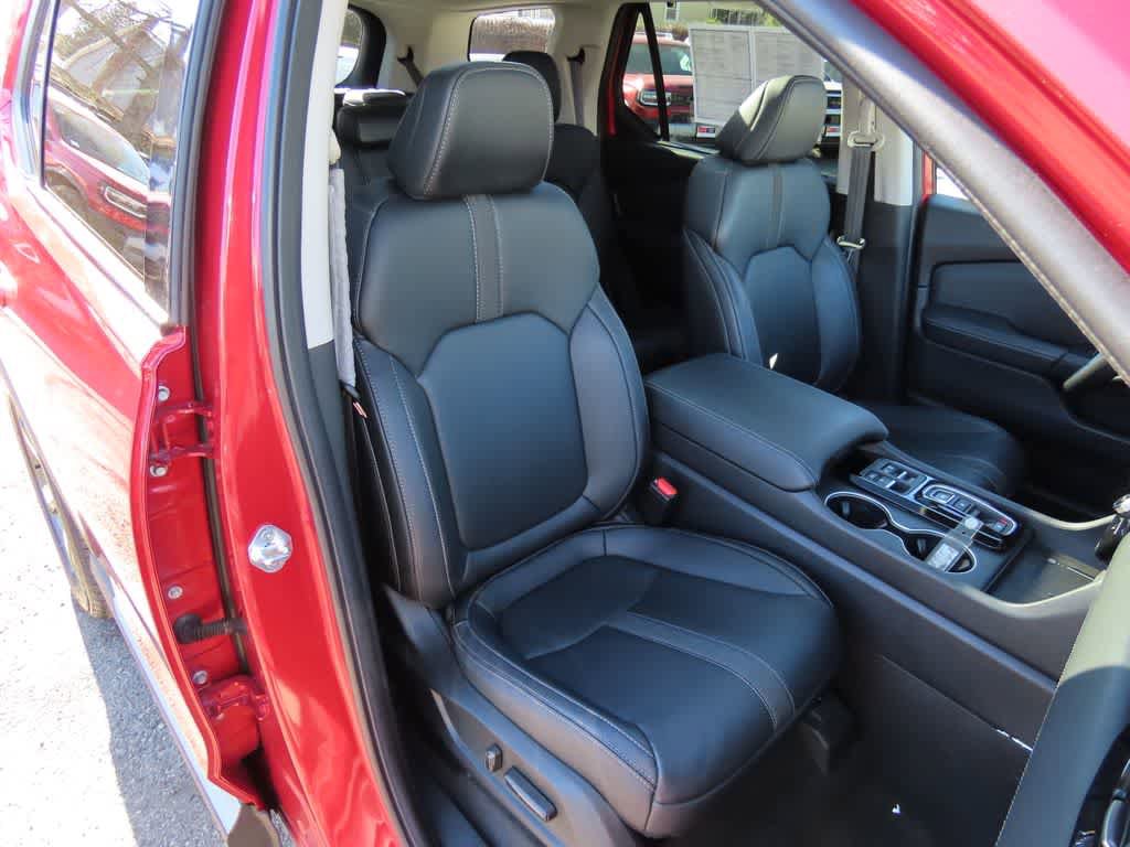 Certified 2023 Honda Pilot Touring image 20