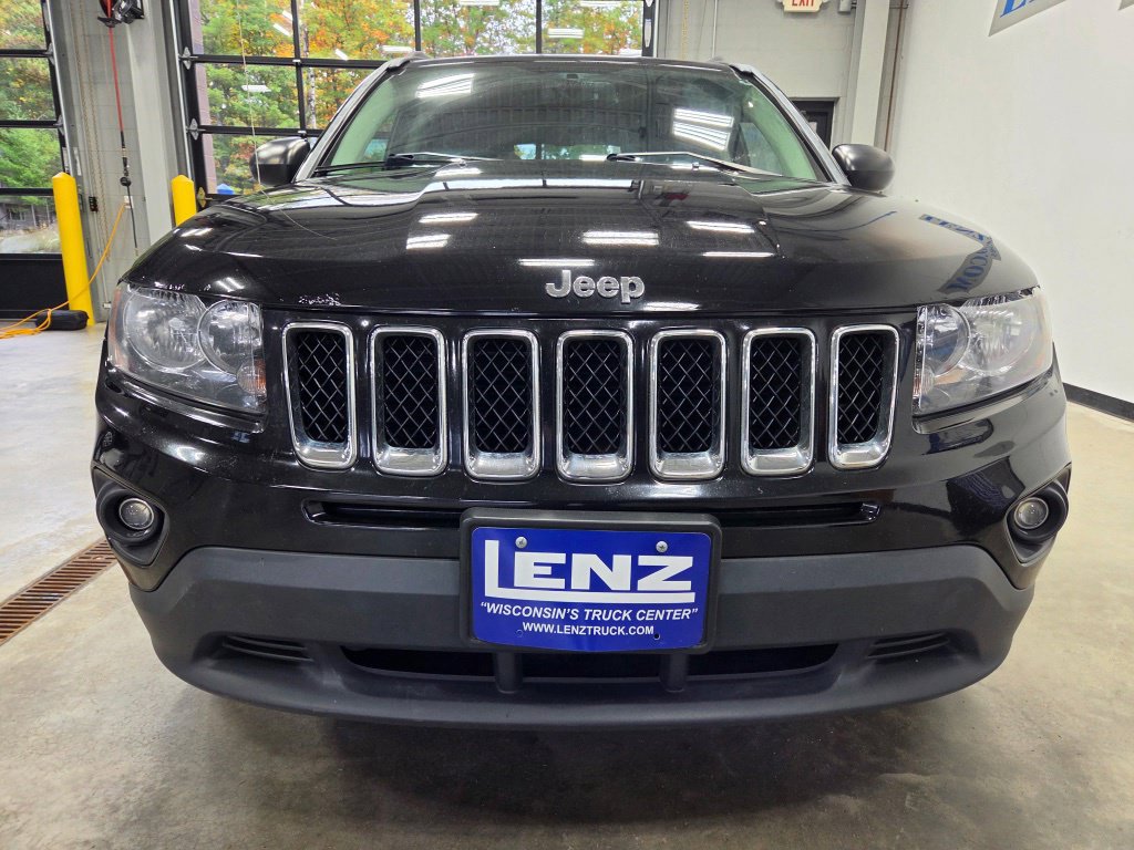 Used 2016 Jeep Compass Sport w/ Power Value Group AWD/4WD image 3