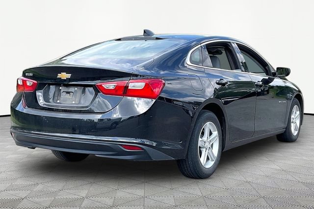 Used 2023 Chevrolet Malibu LS FWD image 5