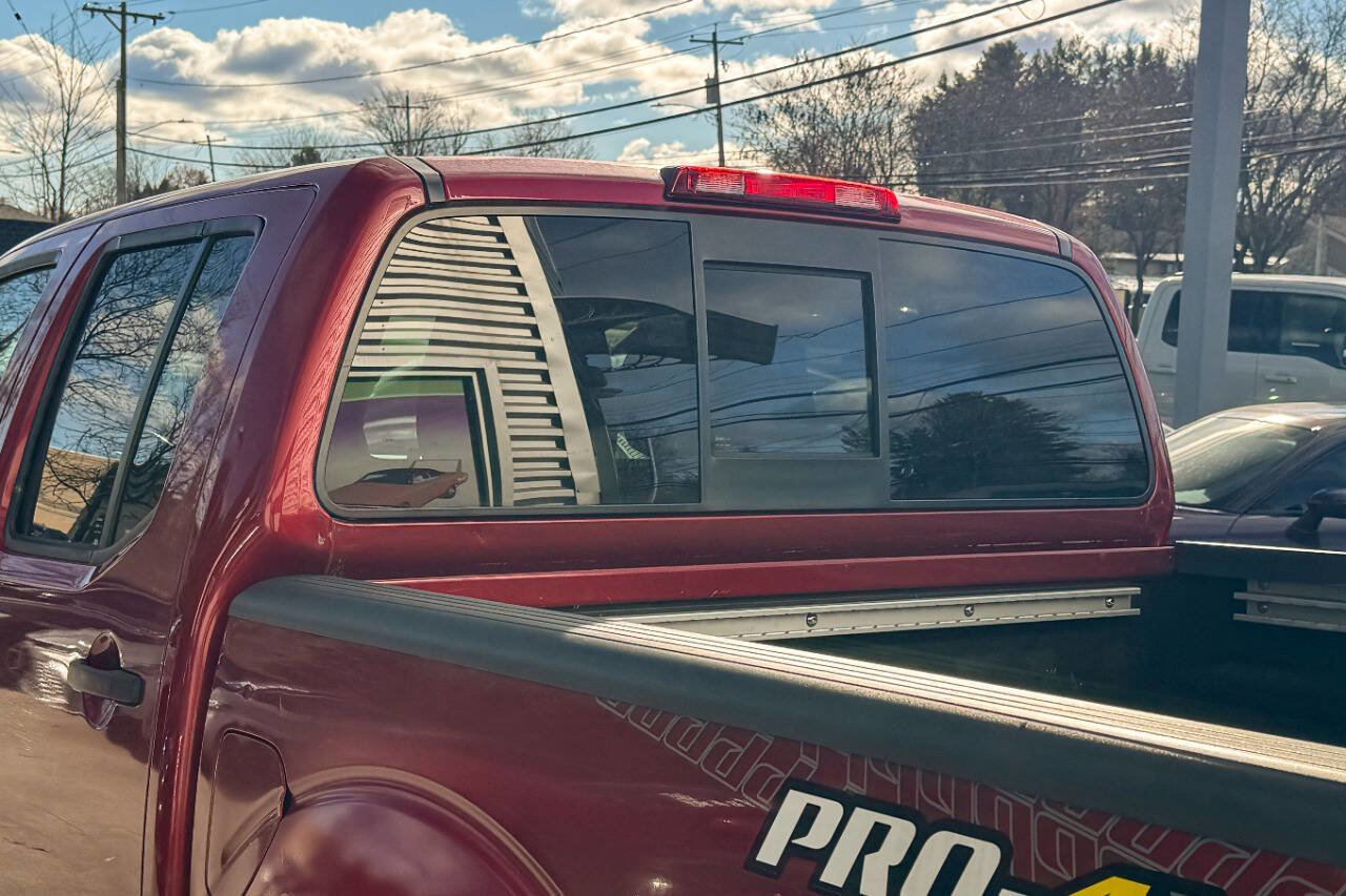 Used 2018 Nissan Frontier PRO-4X image 22