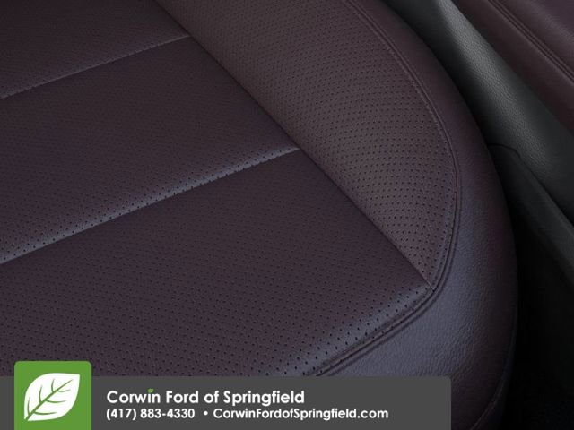 New 2026 Ford Explorer Platinum image 18