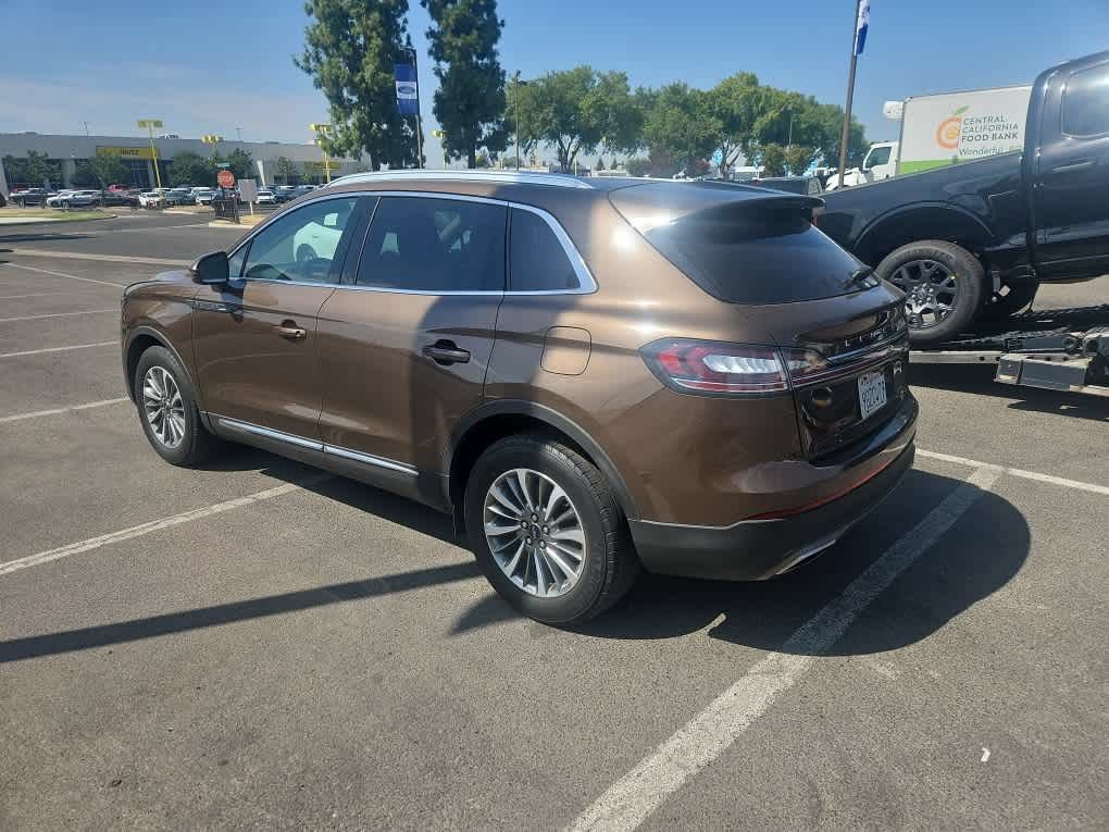 Used 2022 Lincoln Nautilus Reserve FWD image 4