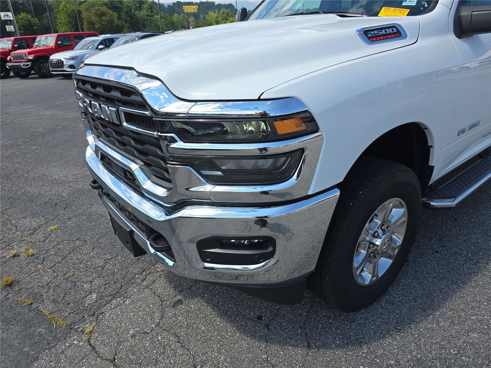 Used 2026 RAM 2500 Big Horn AWD/4WD image 9