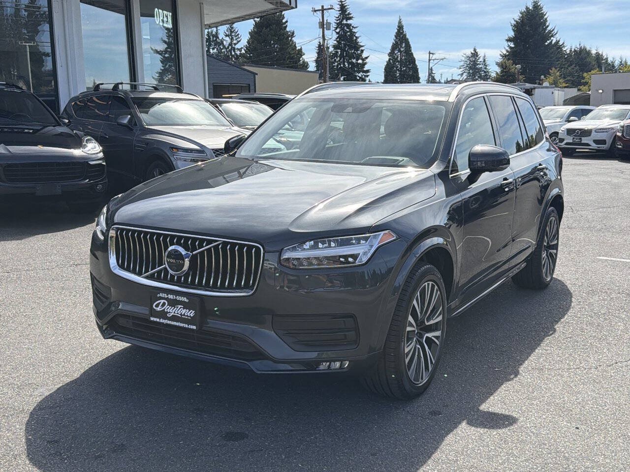 Used 2021 Volvo XC90 T5 Momentum w/ Advanced Package