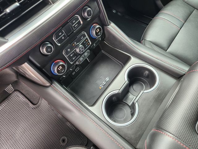 Used 2022 Chevrolet Suburban RST w/ Luxury Package RWD image 19