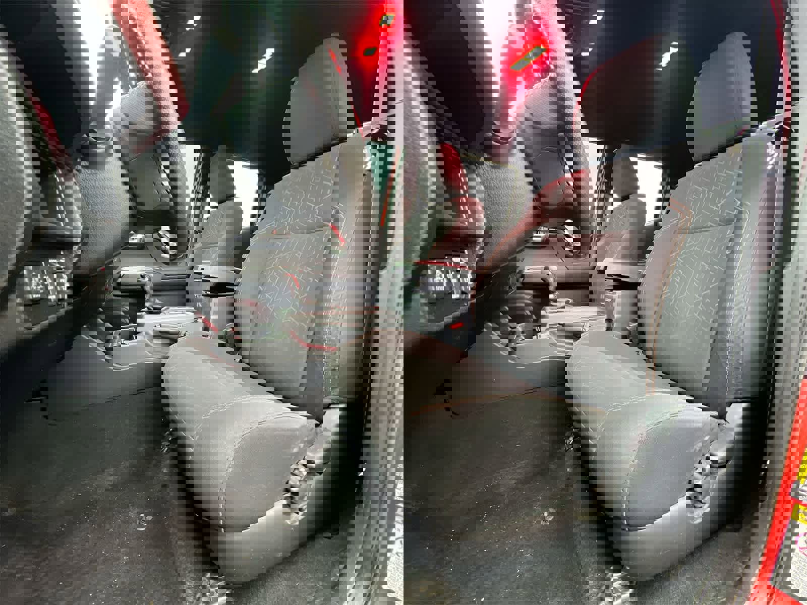 Used 2017 Toyota Tacoma TRD Off-Road image 16