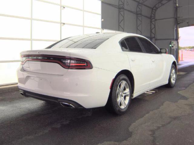 Used 2021 Dodge Charger SXT w/ Leather Interior Group RWD image 4