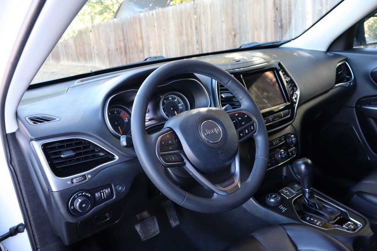 Used 2022 Jeep Cherokee Limited image 15