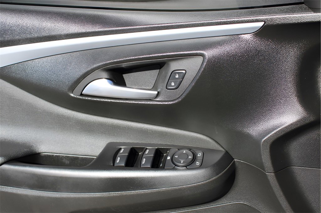 Used 2024 Buick Envista Preferred w/ Convenience II Package image 17