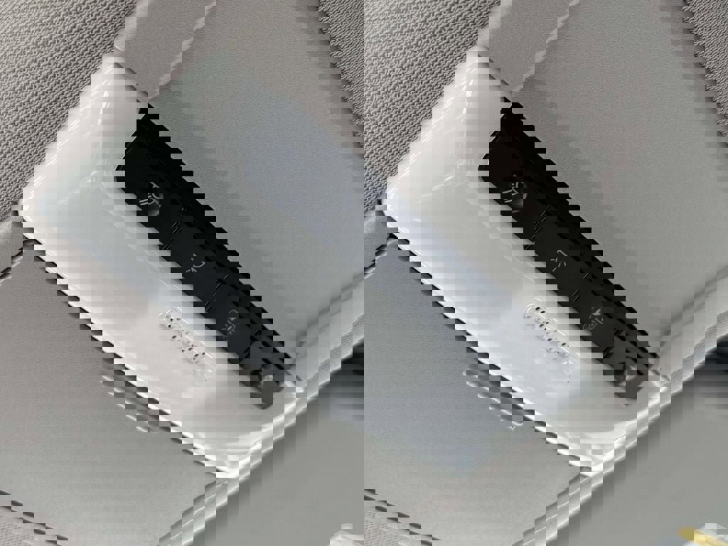 Used 2022 Nissan Rogue S image 32