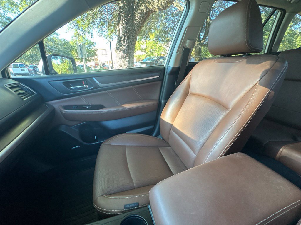 Used 2017 Subaru Outback 2.5i Touring w/ Popular Package #5A AWD/4WD image 23