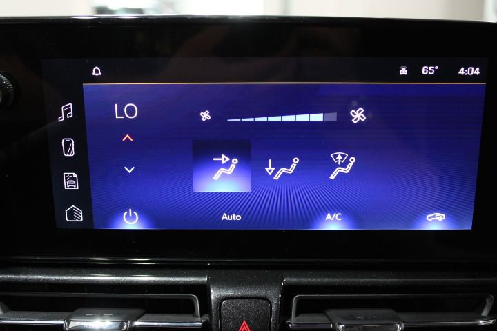 New 2026 Chevrolet TrailBlazer LT w/ Convenience Package image 40